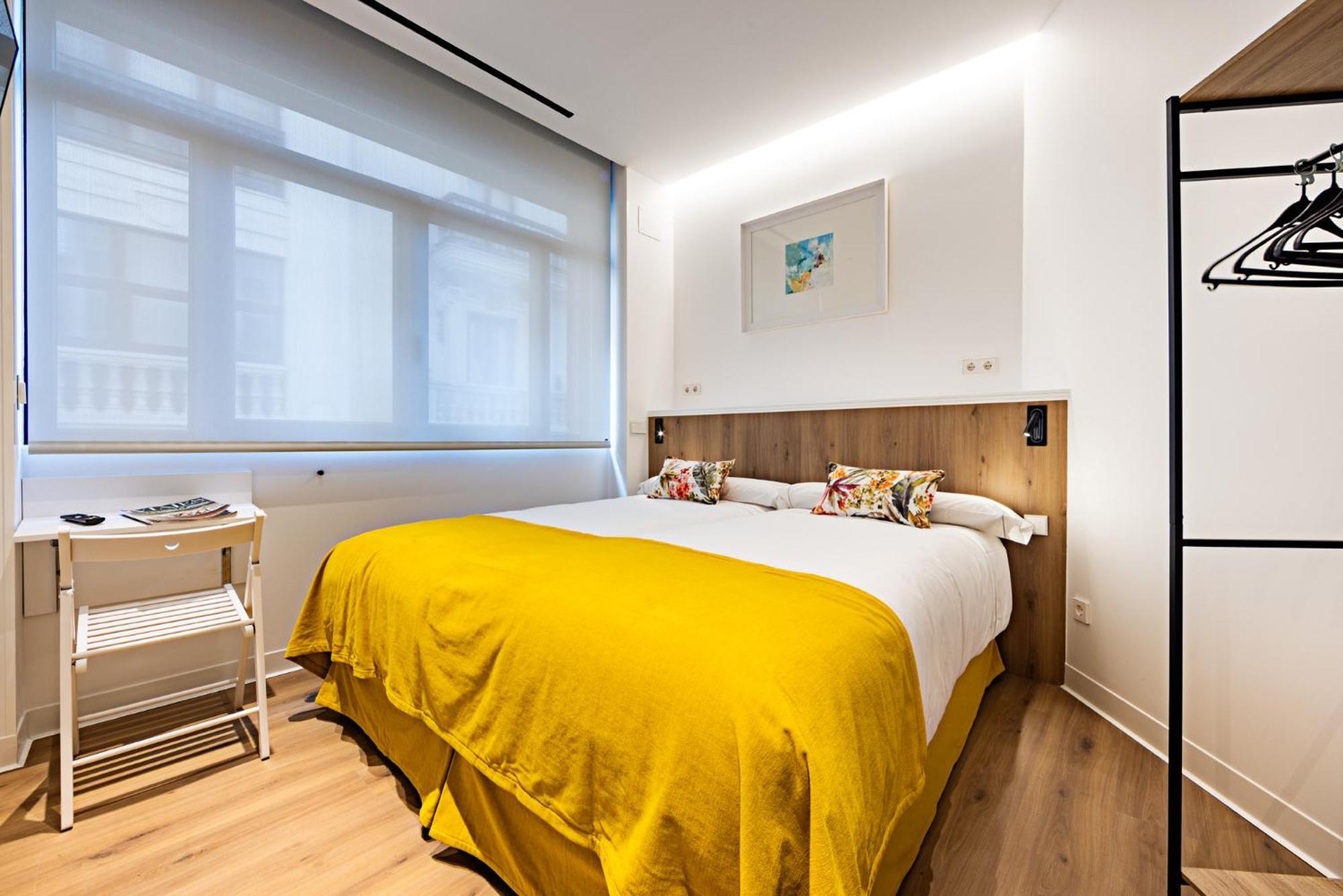 Hostal Paris Вальядолид Экстерьер фото
