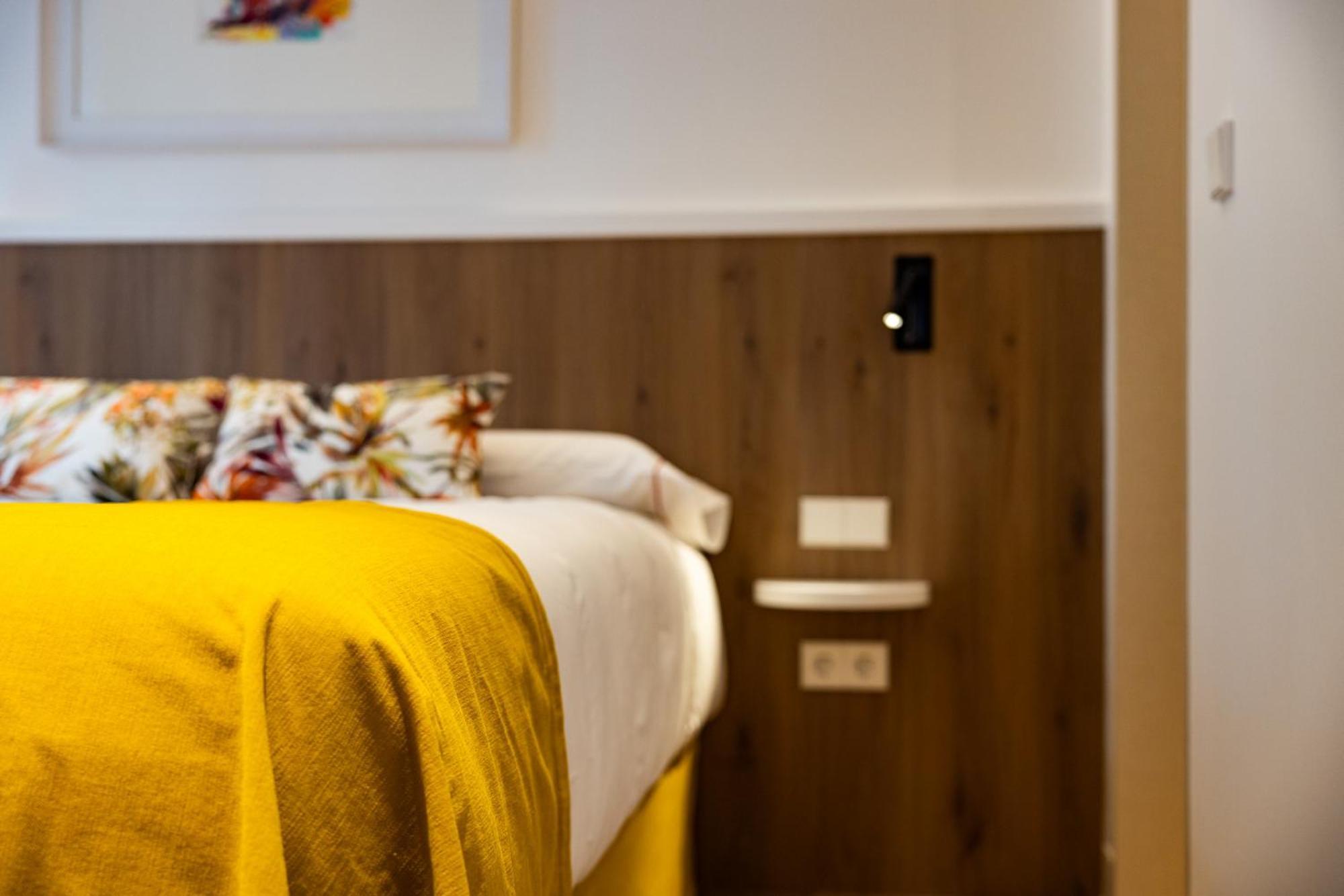 Hostal Paris Вальядолид Экстерьер фото