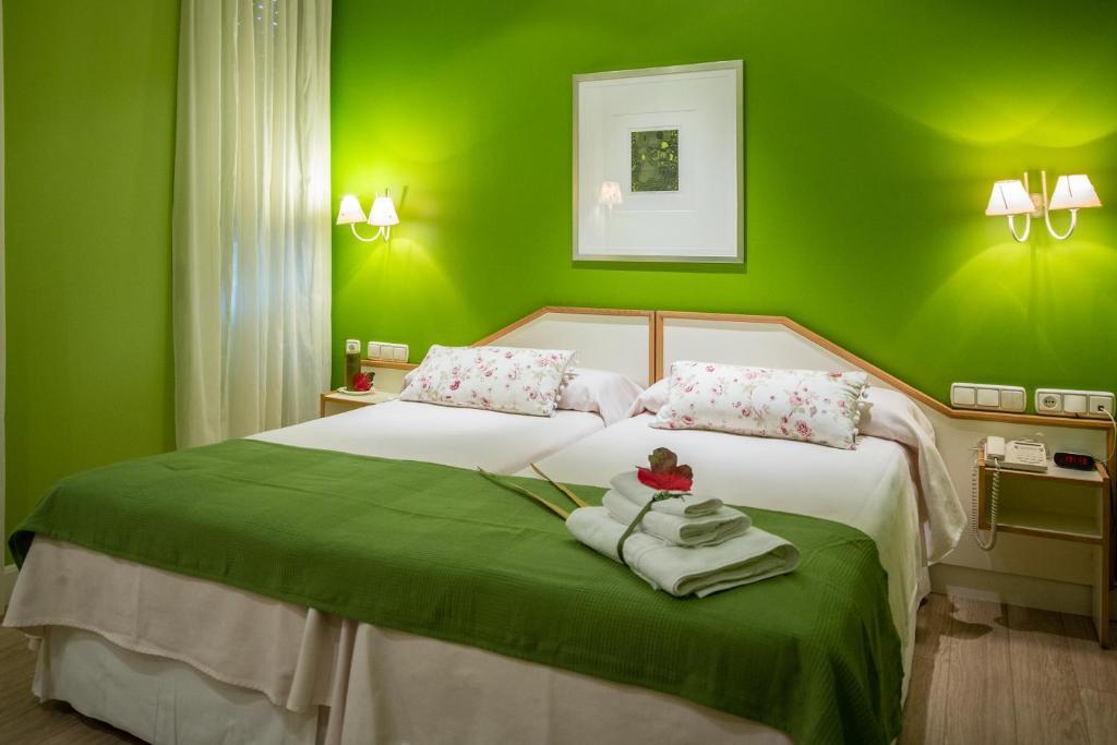 Hostal Paris Вальядолид Экстерьер фото
