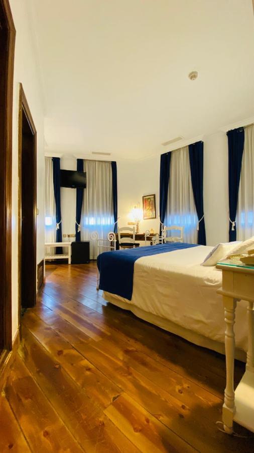 Hostal Paris Вальядолид Экстерьер фото